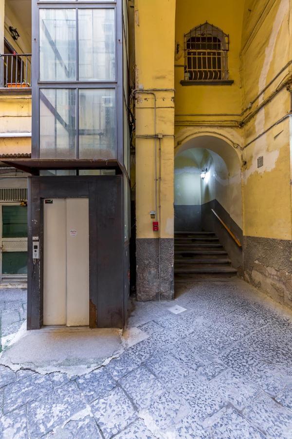 Umberto'S Nest At Toledo Apartman Nápoly Kültér fotó